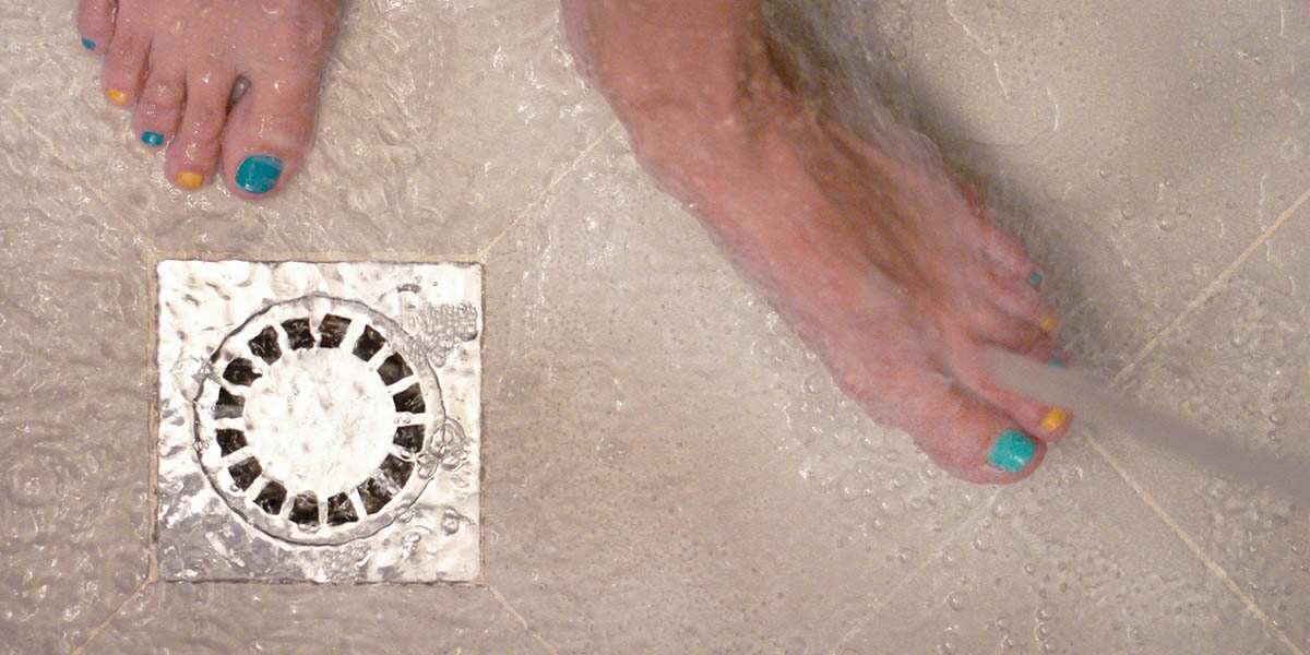 how to get rid of smelly drains in the shower